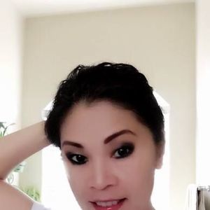 Meet your Posher, Becky